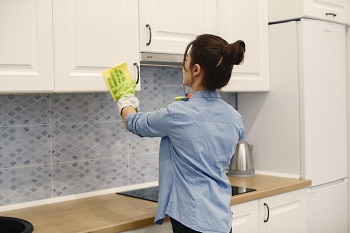 1683111022_Kitchen cabitnets Cleaning.jpg